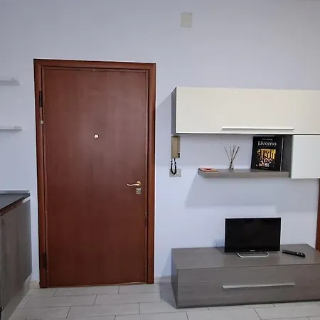 Tra Canali E Sapori Locali Apartment *